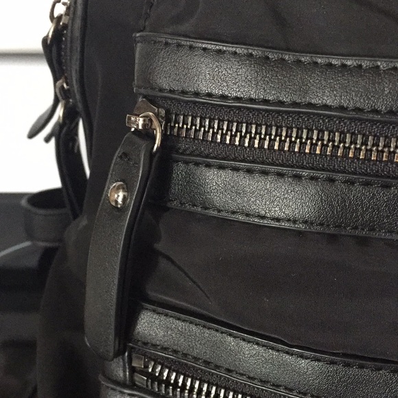 small backpack - Picture 2 of 3